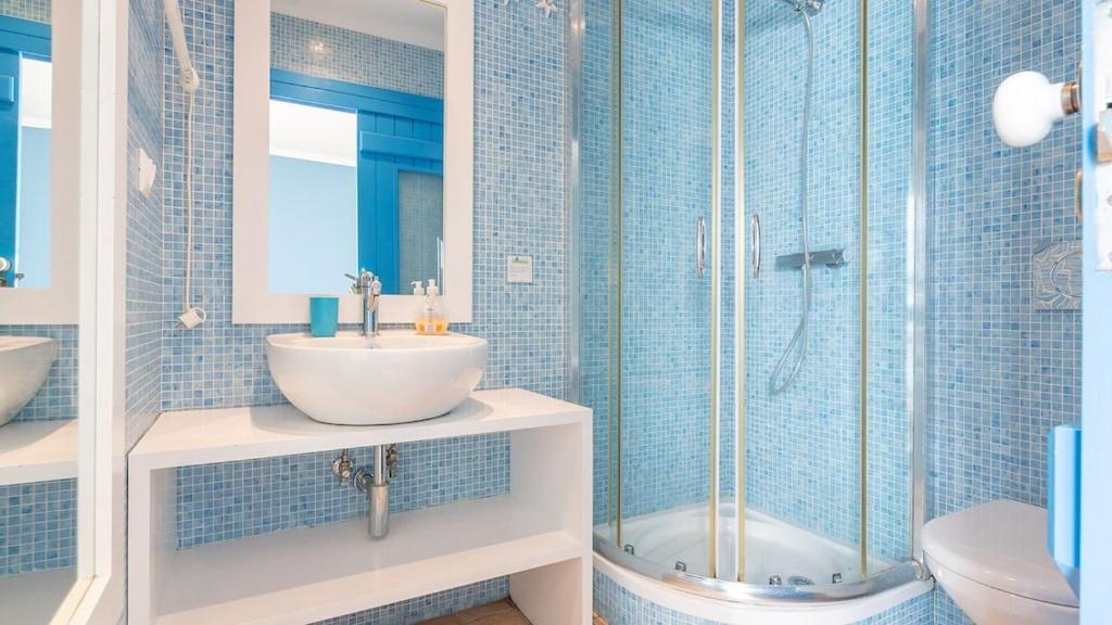 Refurbished Beachfront House, Pool, Ac, Wifi, Albufeira, Sea View المظهر الخارجي الصورة